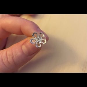 Cute flower earrings